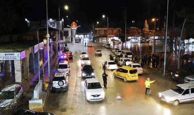 Şanlıurfa'da "Huzur 63" uygulaması: 1 araç trafikten men edildi