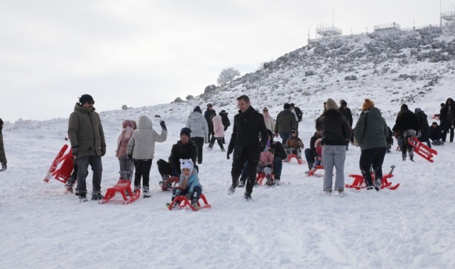 Şanlıurfa'da Karacadağ Kayak Merkezi sezonu açtı!