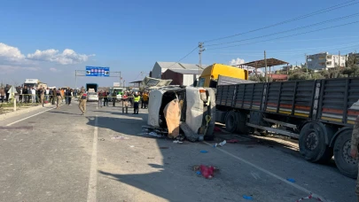 Hatay'da Feci Kaza: 6 Ölü, 8 Yaralı