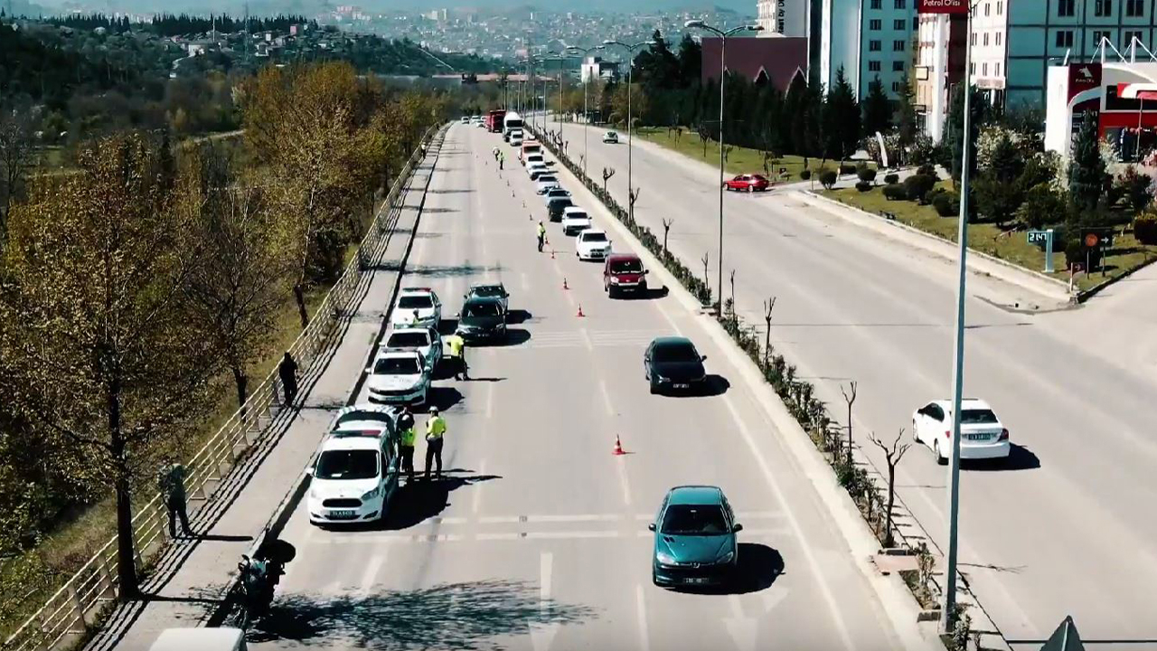 2 milyon araç denetlendi, Bakan Yerlikaya’dan çarpıcı trafik uyarısı!