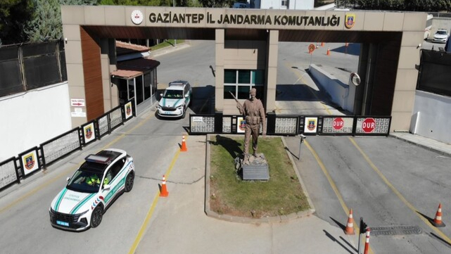 Gaziantep'te Emniyet Güçlerinden Büyük Operasyon: 157 Aranan Şahıs Yakalandı