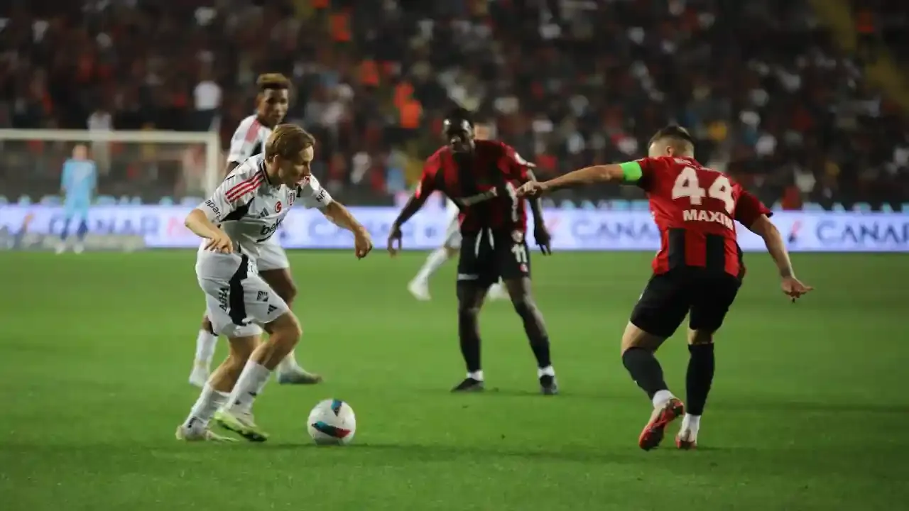 Beşiktaş - Gaziantep FK maçı hangi kanalda saat Kaçta?