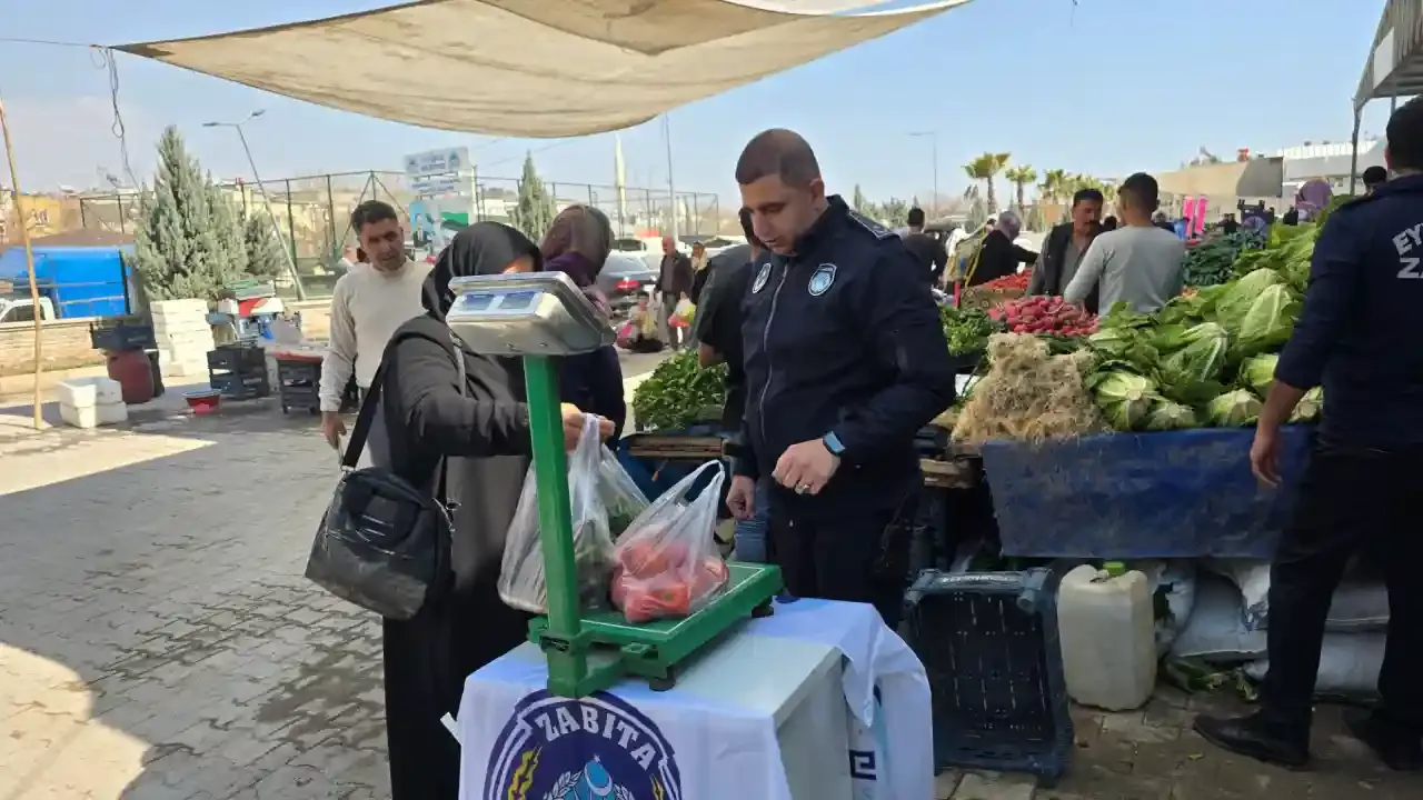 Şanlıurfa’da semt pazarlarında terazi ve fiyat denetimi